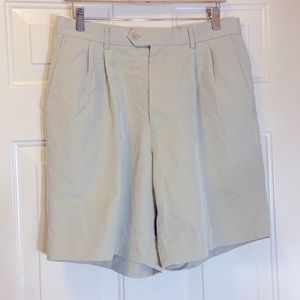 AXIST MEN SHORTS SIZE 32